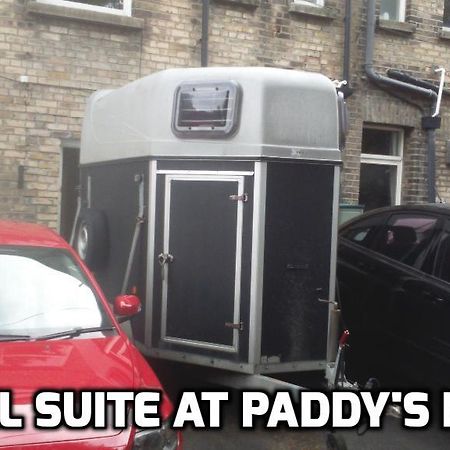 Paddy'S House Hostal Dublín Exterior foto